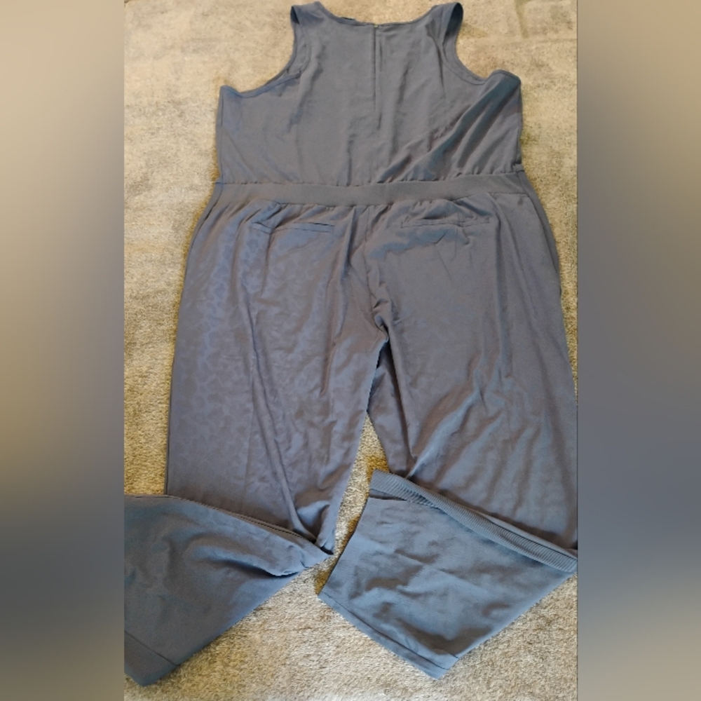 Athleta Brooklyn Textured Jumpsuit - Picture 2 of 8